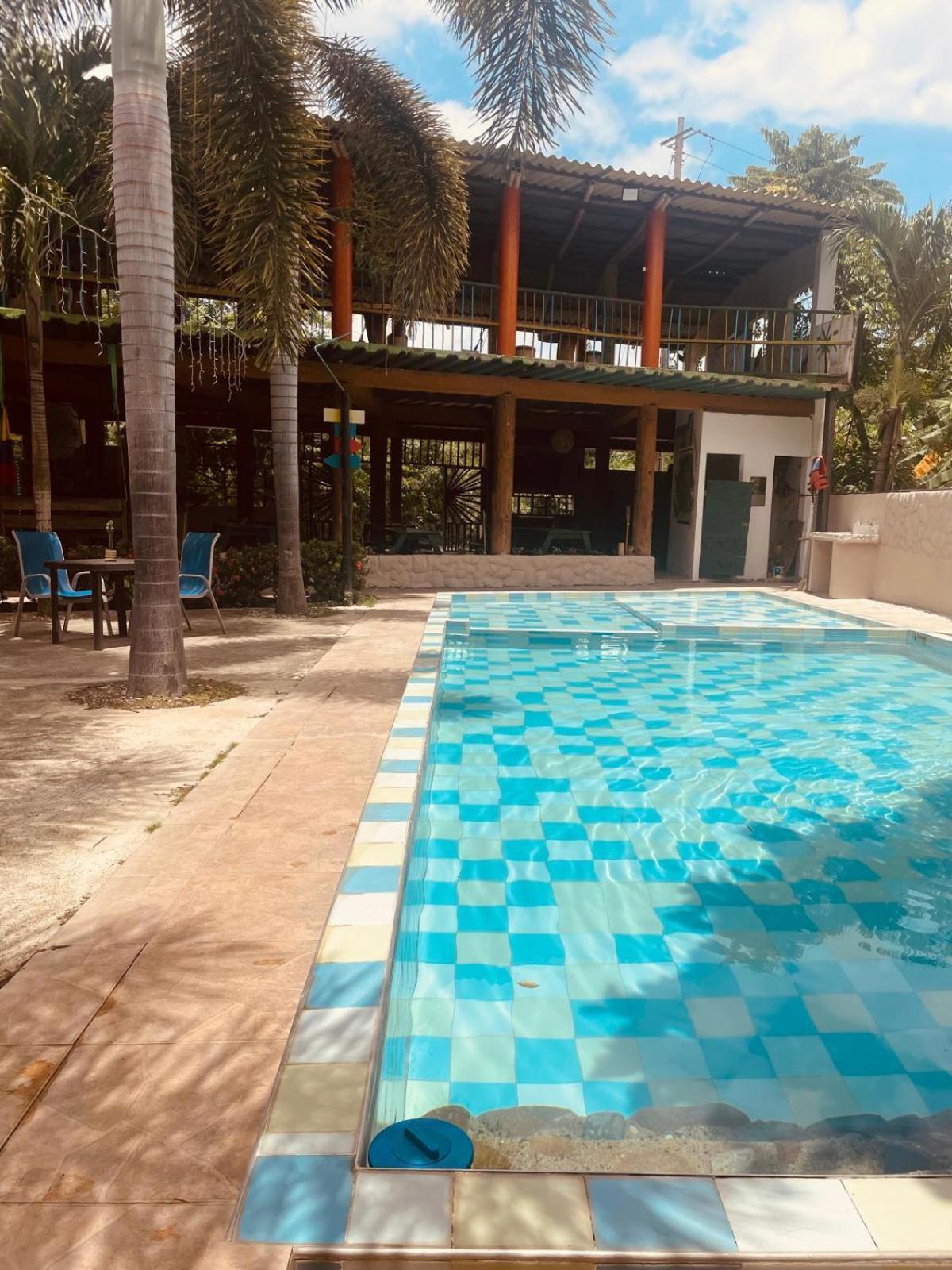 Hostal Luz De Luna Palomino Exterior photo