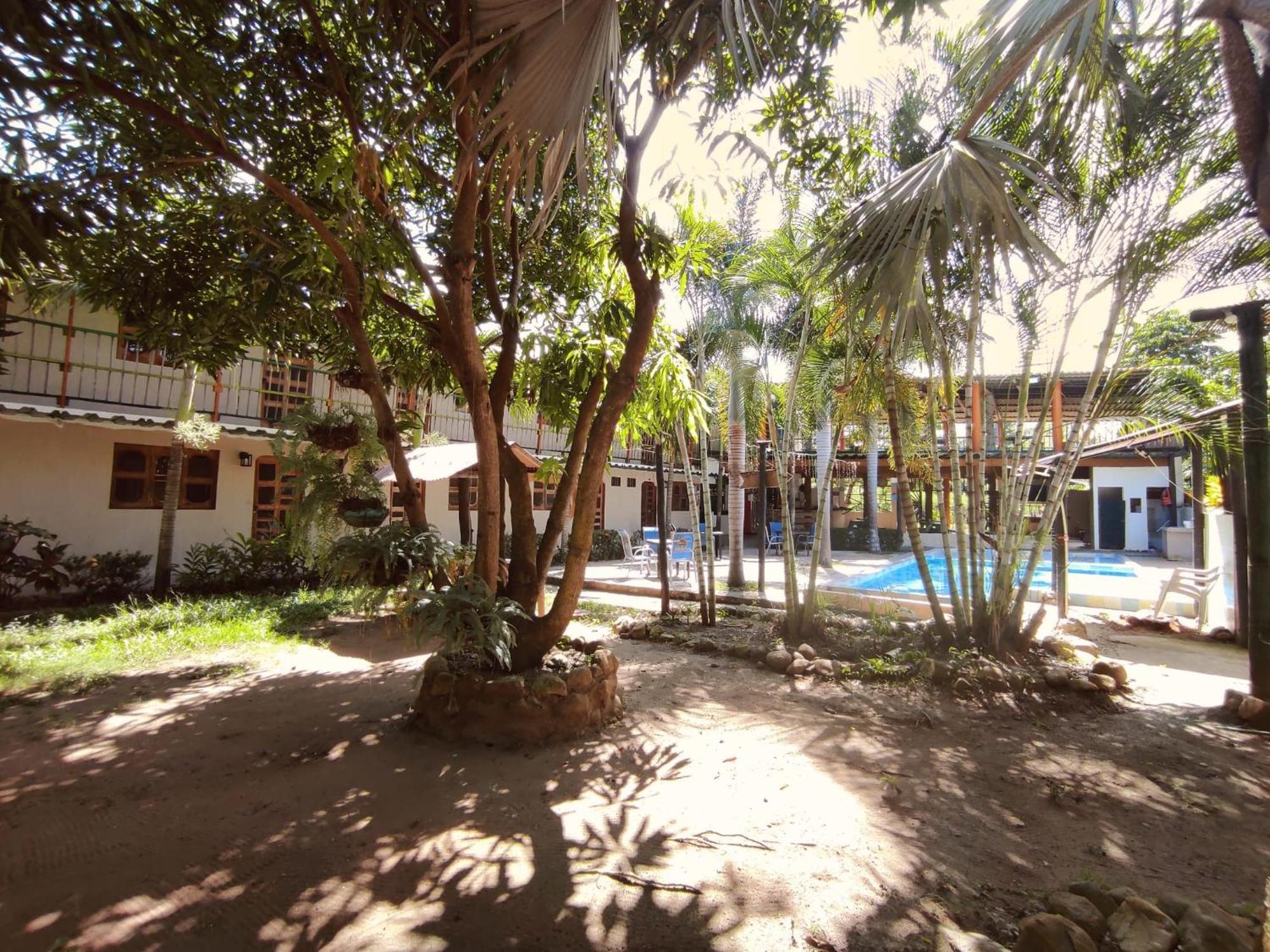 Hostal Luz De Luna Palomino Exterior photo